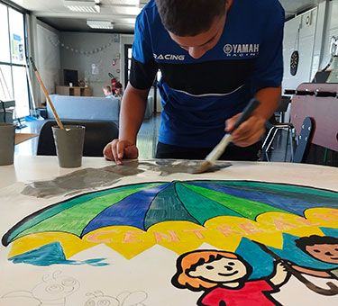 création du logo centre a'ère par la maison des jeunes d'ollioules fol83